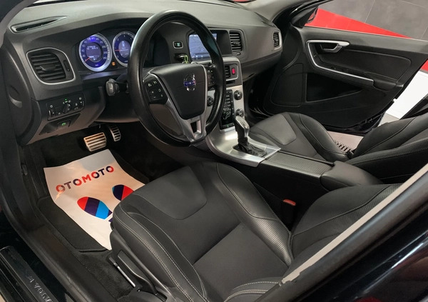 Volvo V60 cena 34900 przebieg: 249000, rok produkcji 2012 z Opalenica małe 191